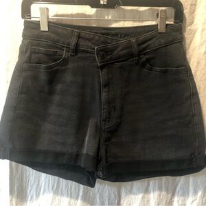 American Eagle black jean short shorts rolled hem crossover button front 2 and 4